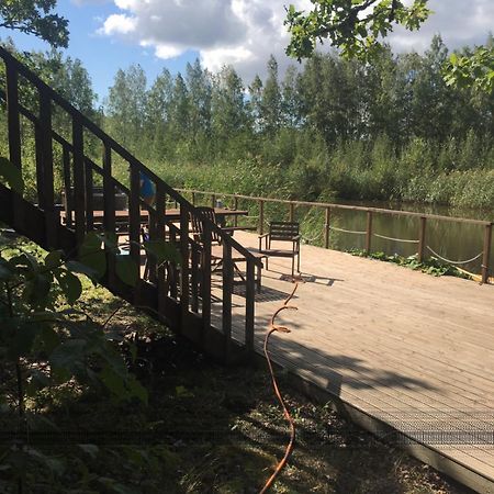 Lomamokki 25 Km Turusta Hotell Masku Exteriör bild