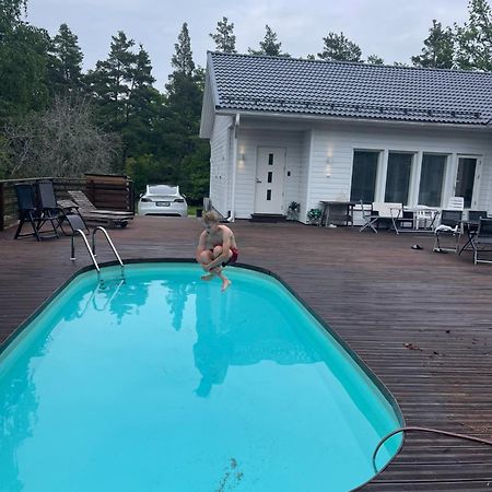 Lomamokki 25 Km Turusta Hotell Masku Exteriör bild